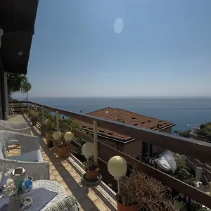3* Pensión Cinqueterre Holidays